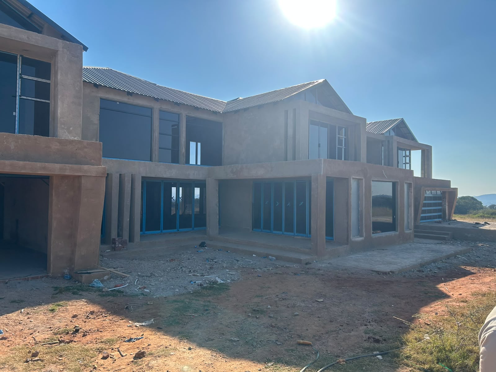 Aluminium sliding door system